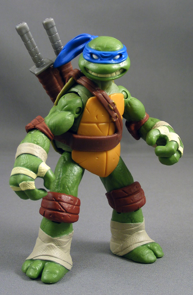 Review - Teenage Mutant Ninja Turtles (2012)  Leonardo ninja turtle, Ninja  turtles, Teenage mutant ninja turtles funny